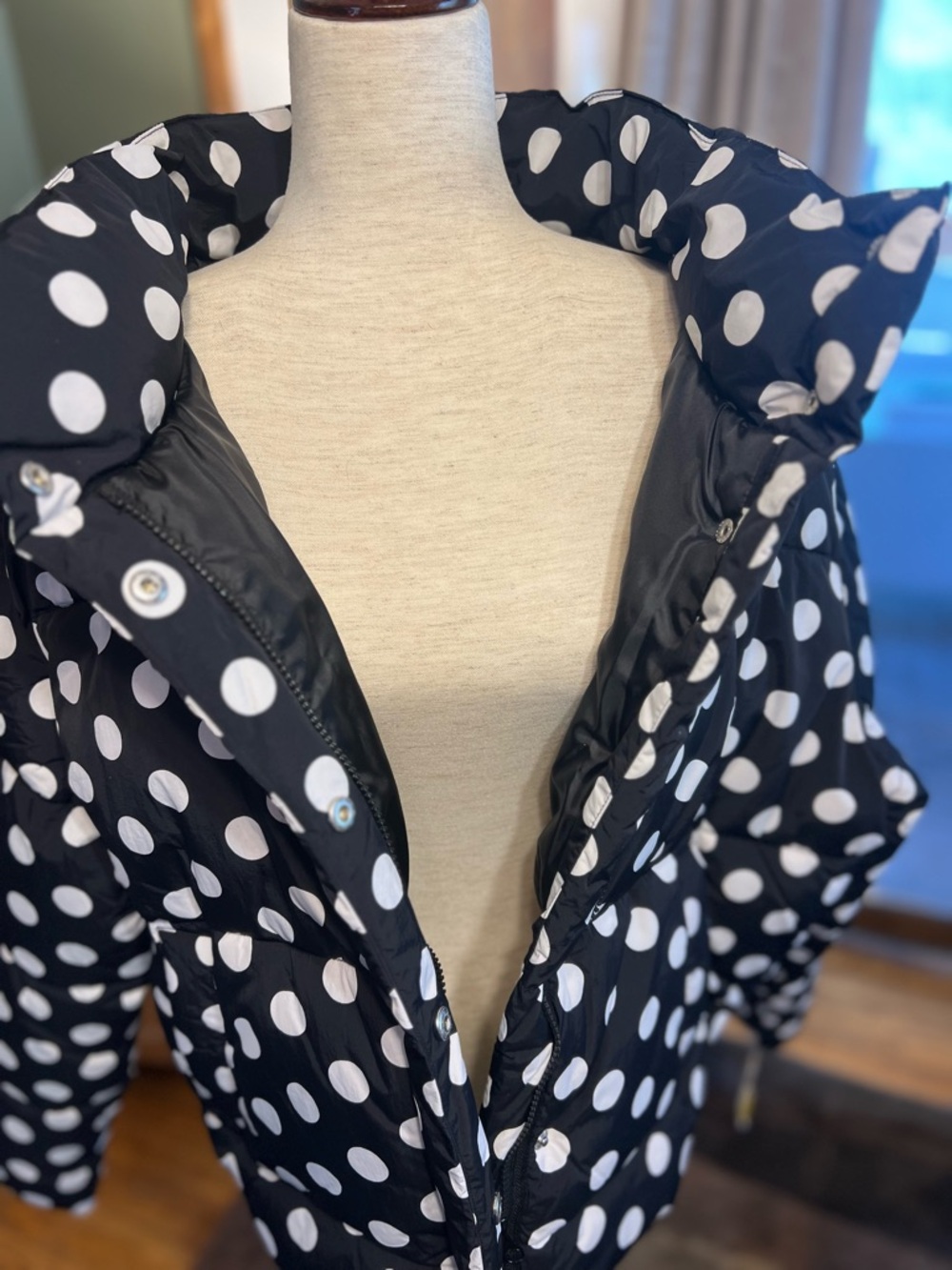 Polka Dot Short Puffer Jacket - Black/White
